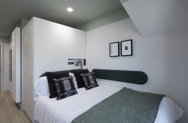 Lower Gilmore Place, Fountainbridge, Edinburgh - Image 2